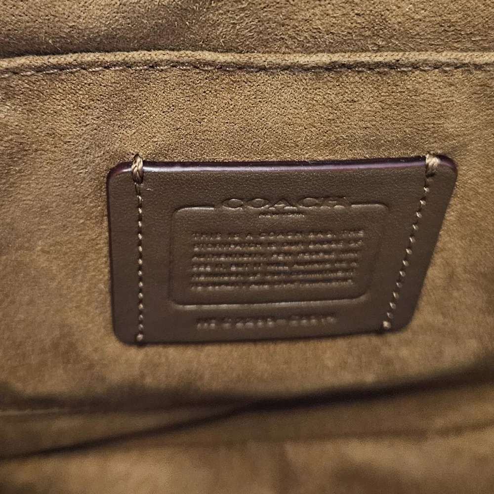 Coach Kleo Shoulder Bag In Signature Chambray